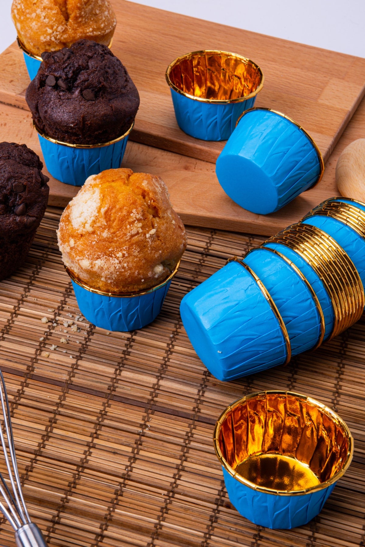 Muffin Cupcake Kalıbı İçi Gold Mavi Renk 25 Adet