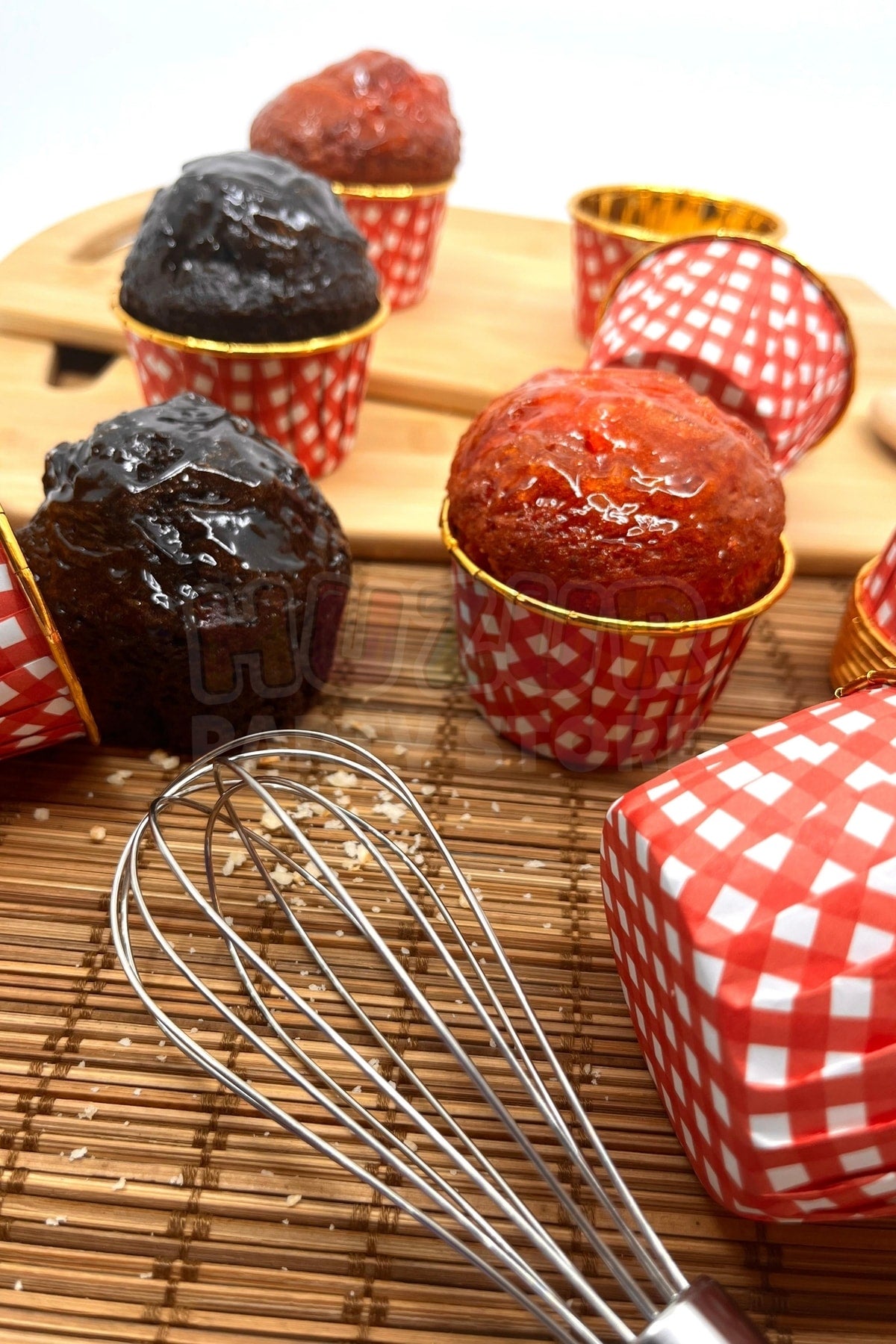 Muffin Cupcake Kalıbı İçi Gold Kırmızıekosel Renk 25 Adet